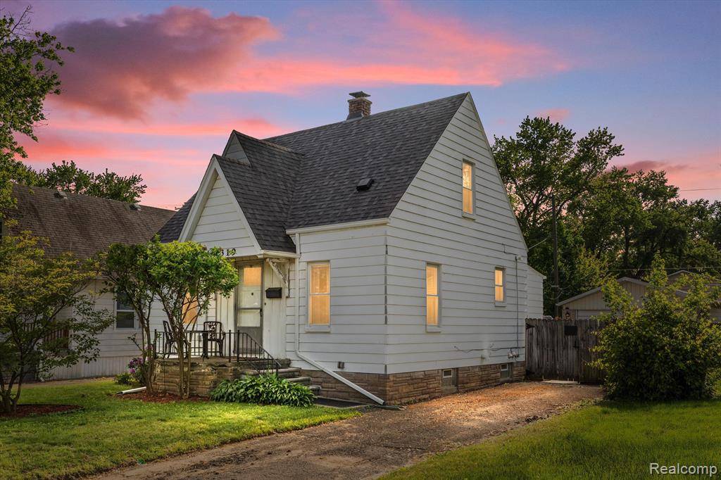 19319 CENTRALIA, Redford Twp, MI 48240