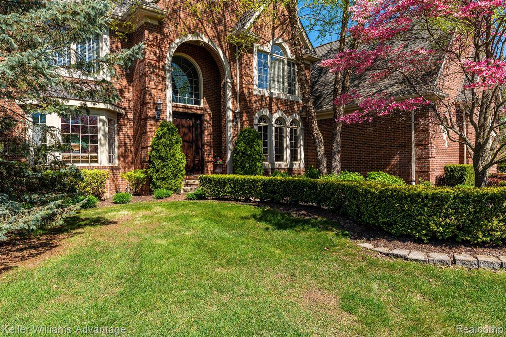 Northville Twp, MI 48168,18503 Clairmont Circle E