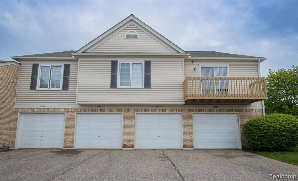 37374 STONEGATE Circle, Clinton Twp, MI 48036