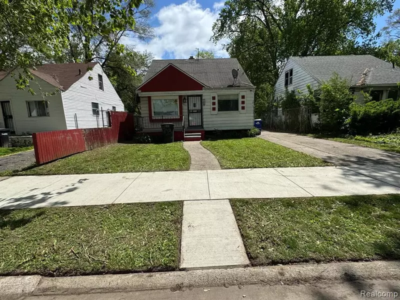 7766 CLAYBURN Street, Detroit, MI 48228