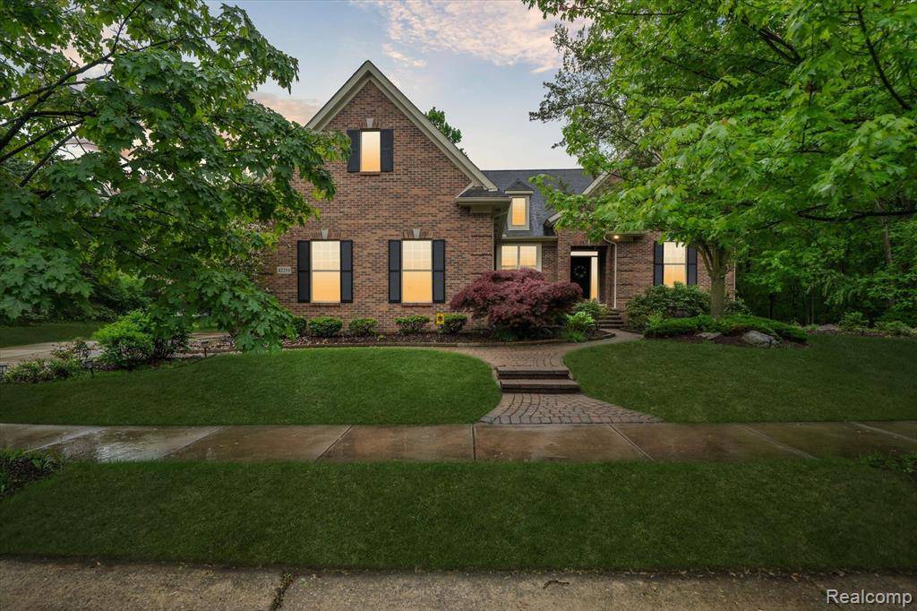 Canton Twp, MI 48188,42259 WHITE HART Boulevard