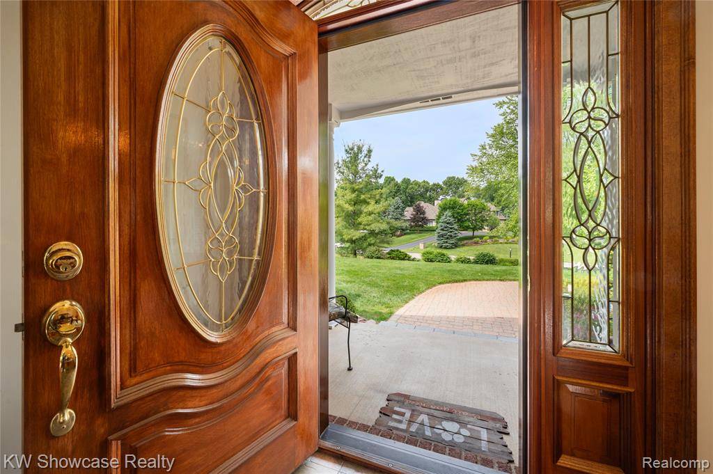 Brighton Twp, MI 48114,2449 WOODVALE Trail