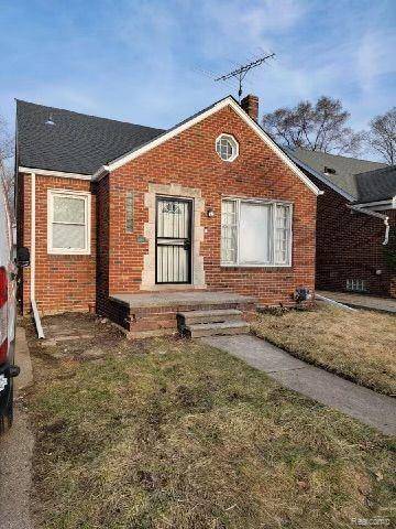 18688 STRASBURG Street, Detroit, MI 48205