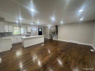 Southfield, MI 48076,29807 SPRING HILL Drive