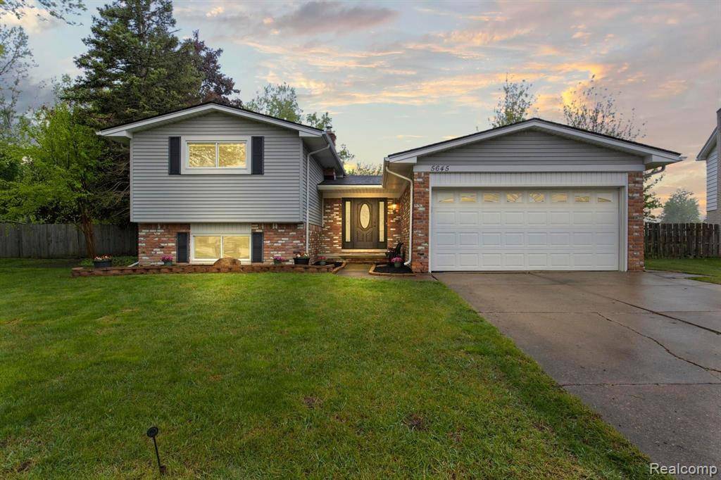 5645 WEDGEWOOD Road, Canton Twp, MI 48187