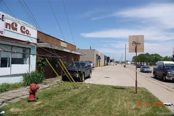 Warren, MI 48091,6703 E 9 MILE Road