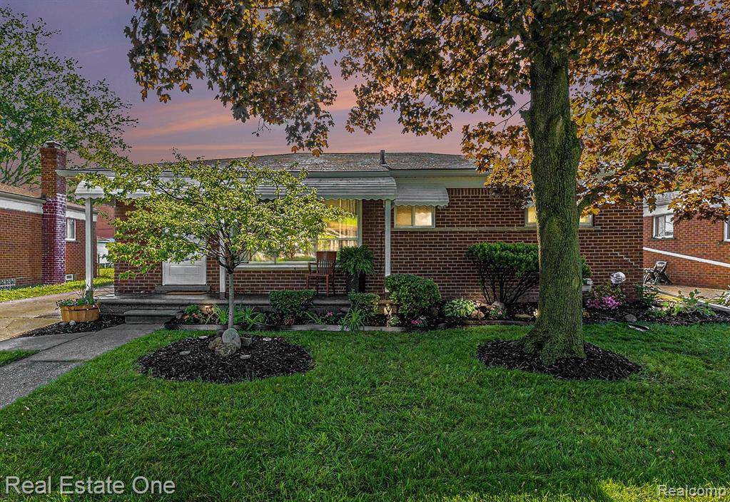 23800 Panama  Avenue, Warren, MI 48091