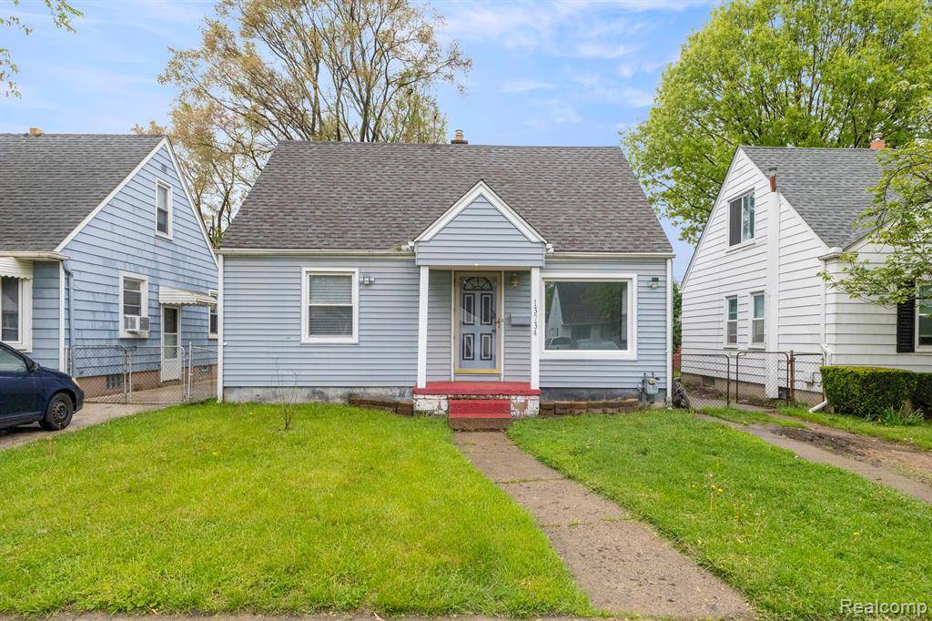 13734 BACKUS Street, Southgate, MI 48195