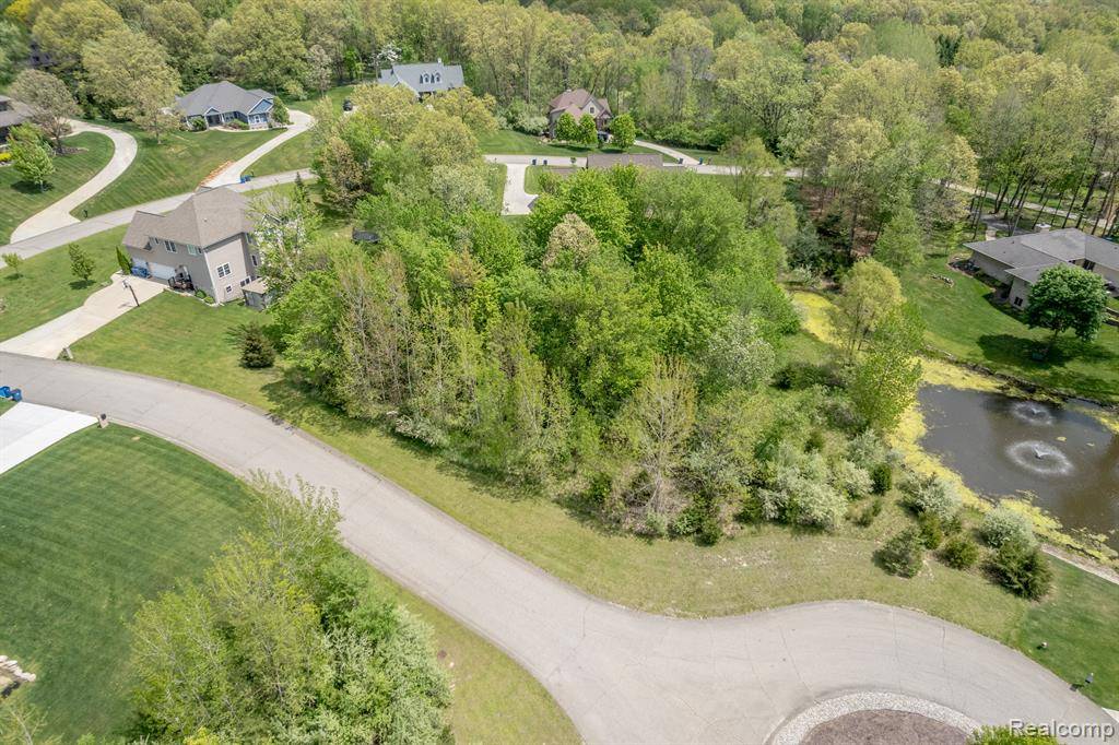 Tyrone Twp, MI 48430,0 Hidden View Court