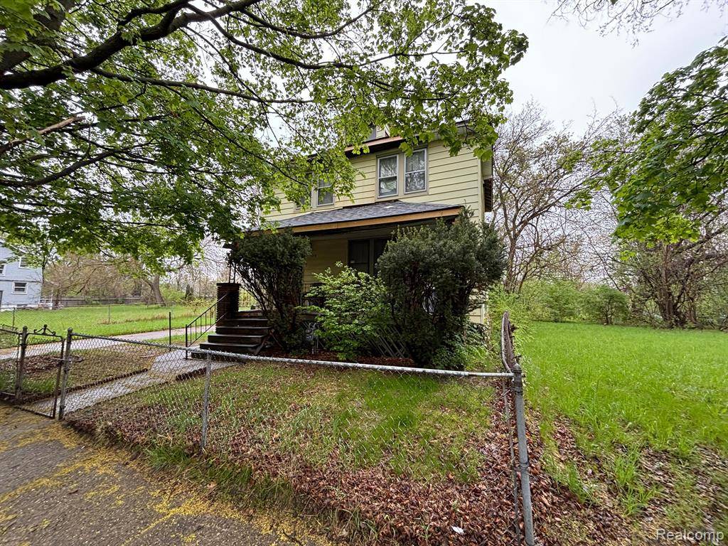 15810 LAWTON Street, Detroit, MI 48238