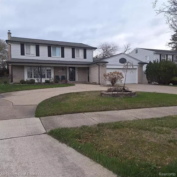 21140 WINCHESTER Street, Southfield, MI 48076