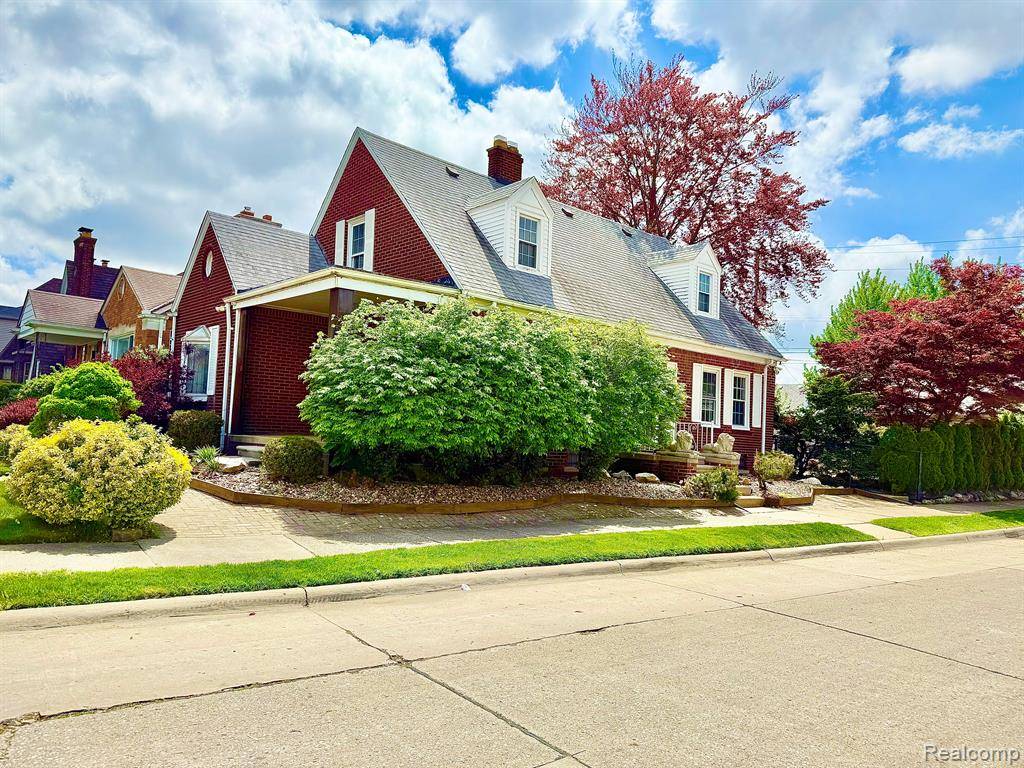 Dearborn, MI 48126,4775 ORCHARD Avenue