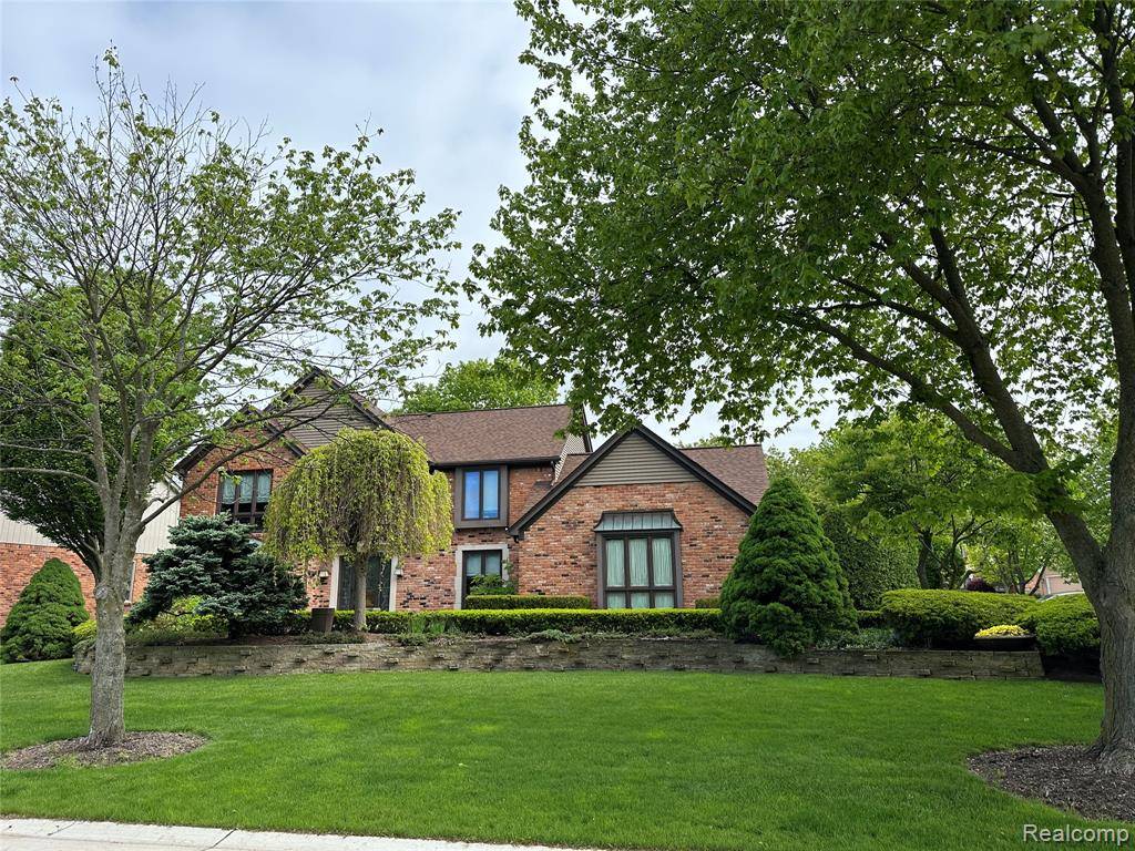 1785 JASON Circle, Rochester Hills, MI 48306