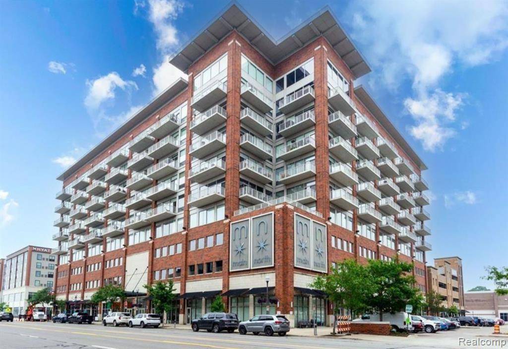 350 N MAIN Street 812, Royal Oak, MI 48067