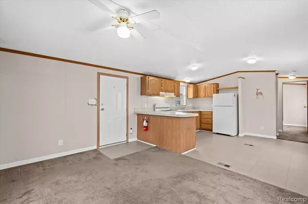 Farmington Hills, MI 48336,22600 MIDDLEBELT Road, Lot A-27