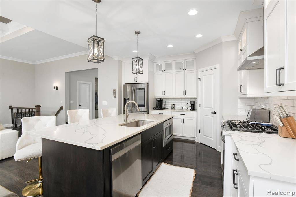Macomb Twp, MI 48044,50035 ANITA Way N