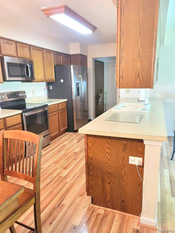 Grand Blanc Twp, MI 48439,5045 SANDALWOOD Drive