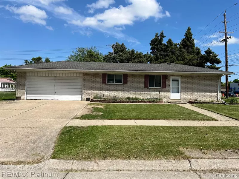 11125 E 10 MILE Road, Warren, MI 48089