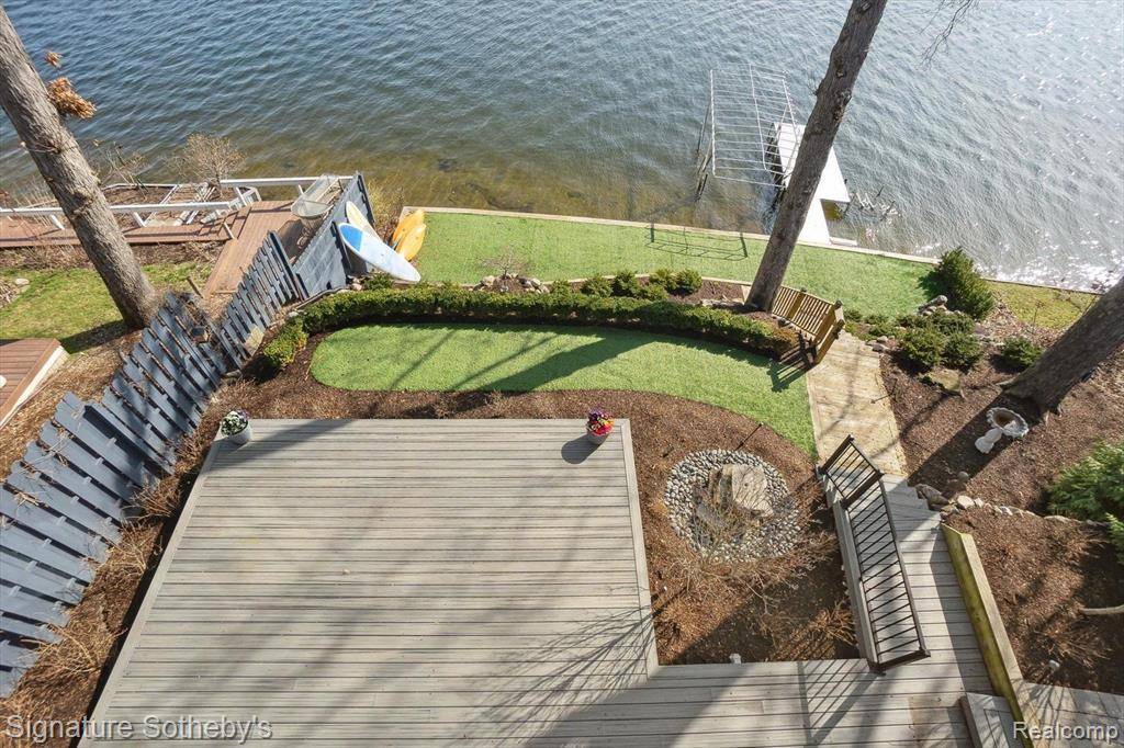 Waterford Twp, MI 48329,3806 ISLAND PARK Drive