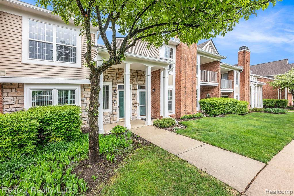 56510 SCOTLAND Boulevard, Shelby Twp, MI 48316