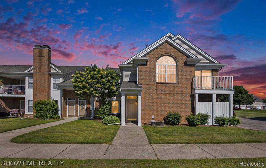 46265 CAVALIER Drive, Macomb Twp, MI 48044