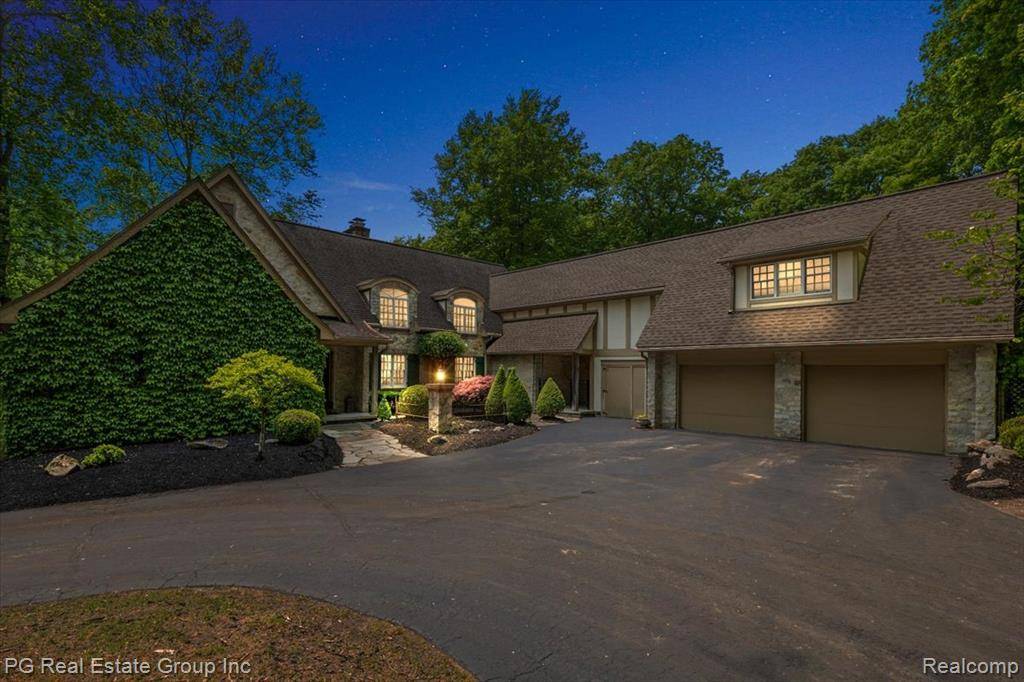 Addison Twp, MI 48370,2536 ADDISON HILLS Court