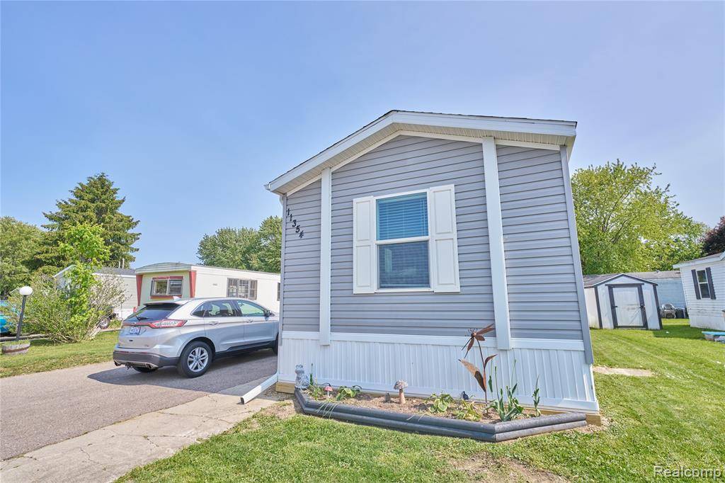 Galesburg, MI 49053,11354 Greenfield Drive