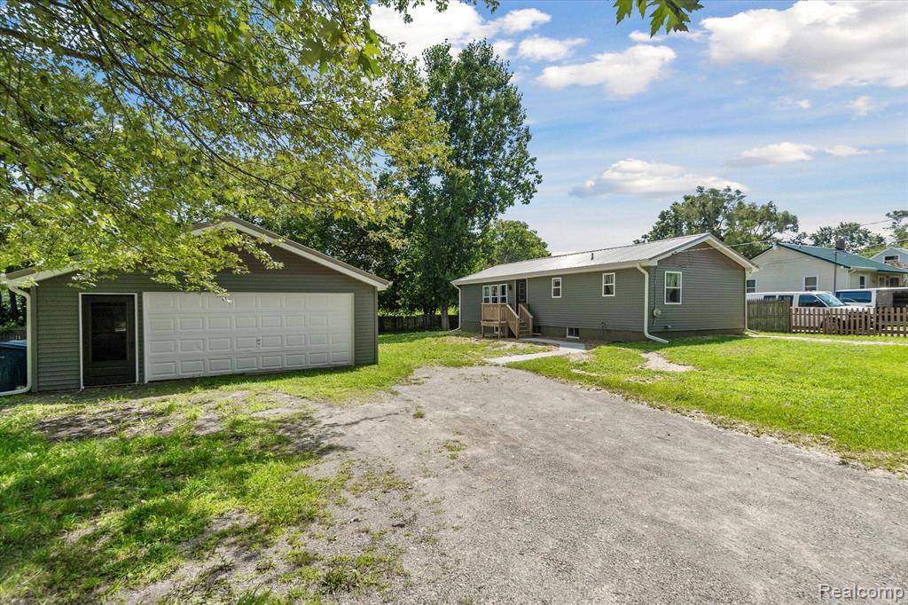 8214 ROCKWOOD Avenue, Mt. Morris Twp, MI 48458