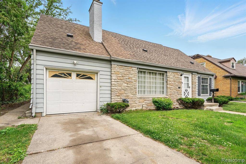 2332 NOLEN Drive, Flint, MI 48504