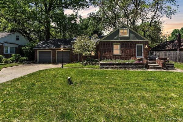 3418 FIELDVIEW Avenue, West Bloomfield Twp, MI 48324