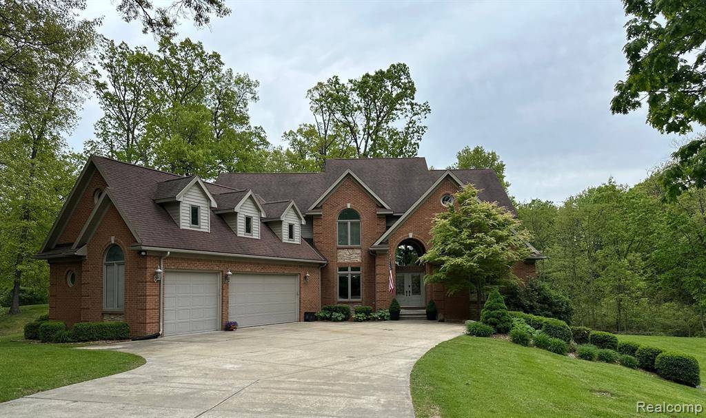 4181 PAVILION Court, Fenton Twp, MI 48430
