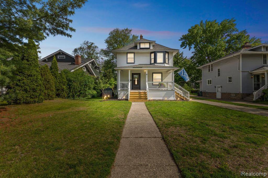607 E LINCOLN Avenue, Royal Oak, MI 48067