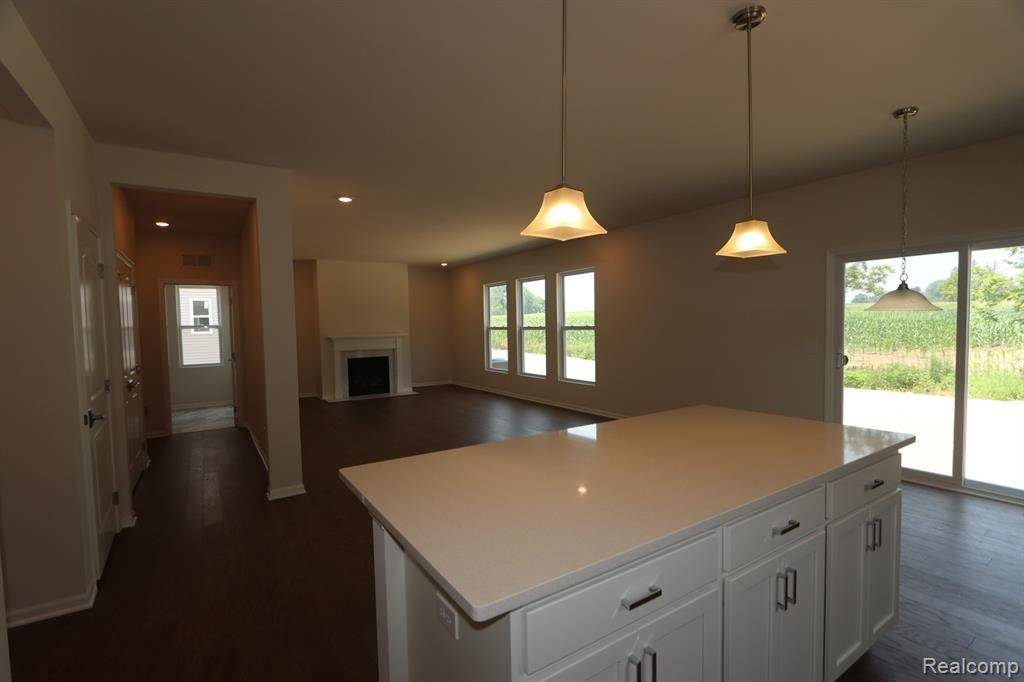Saline Twp, MI 48176,27106 GALLOP Way