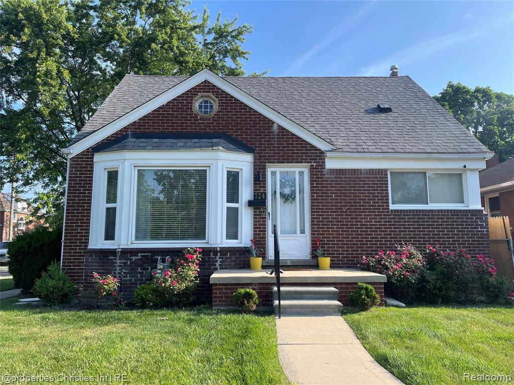 724 Winchester Avenue, Lincoln Park, MI 48146