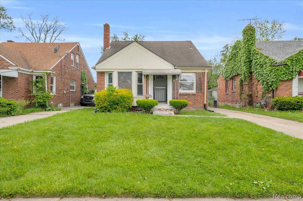 18305 GLASTONBURY Road, Detroit, MI 48219