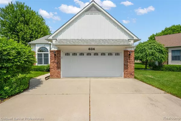 634 Eastway Circle 20,  Lapeer,  MI 48446