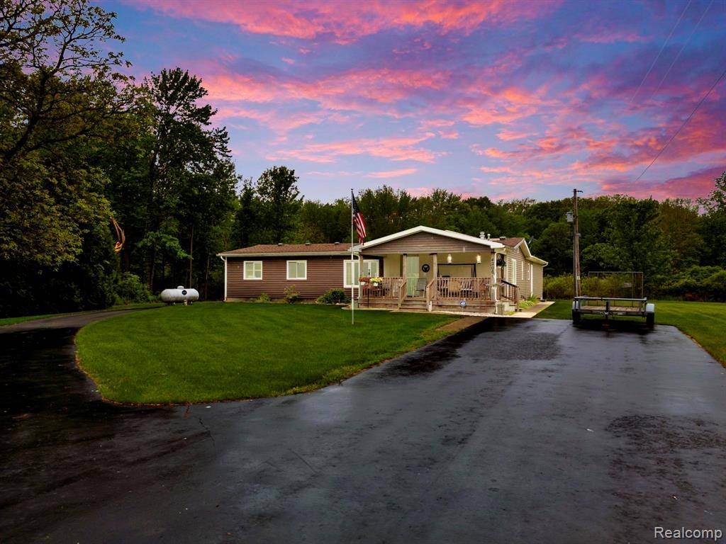 4200 CHAPMAN Road, Stockbridge Twp, MI 49285