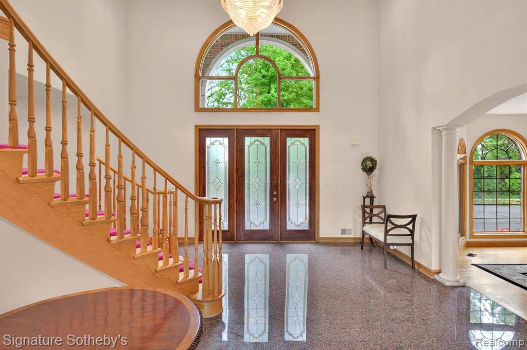Novi, MI 48167,40600 8 MILE Road