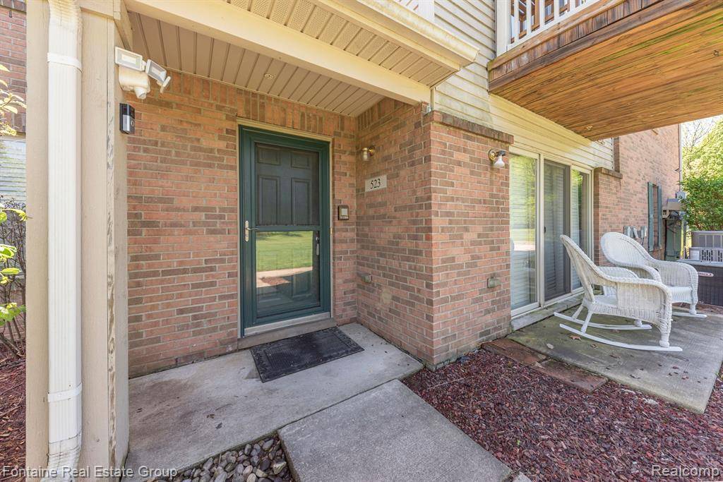 Westland, MI 48185,523 BROOKFIELD Drive 81