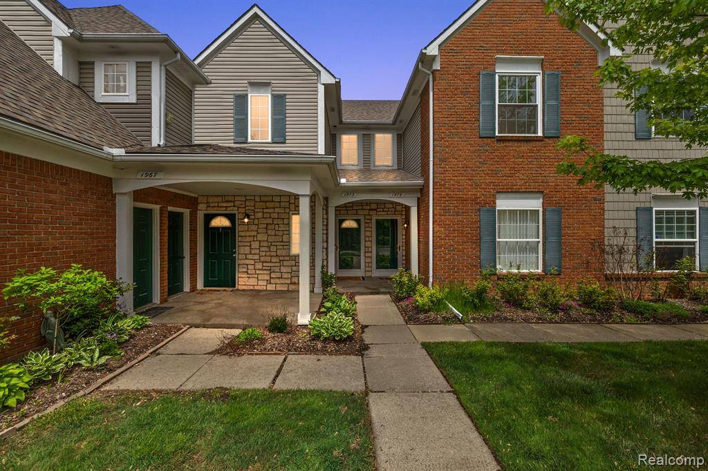 1973 MONARCH Drive, Shelby Twp, MI 48316
