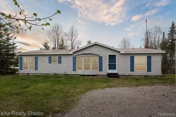 9168 CLEWLEY Road, Ossineke Twp, MI 49753