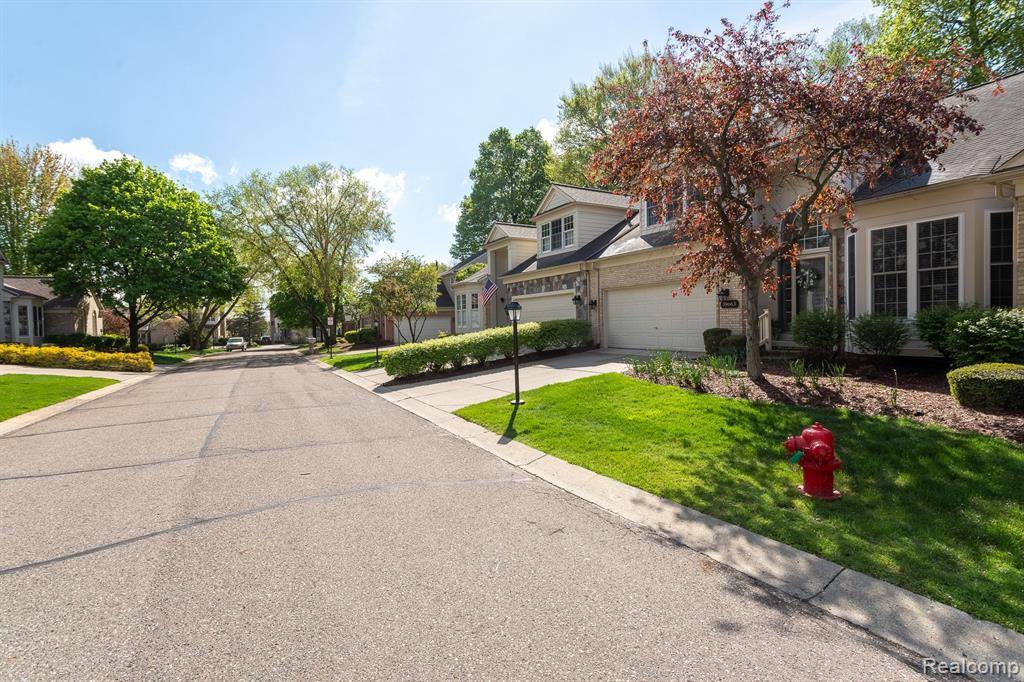 Northville Twp, MI 48168,39663 SOUTHWIND Lane