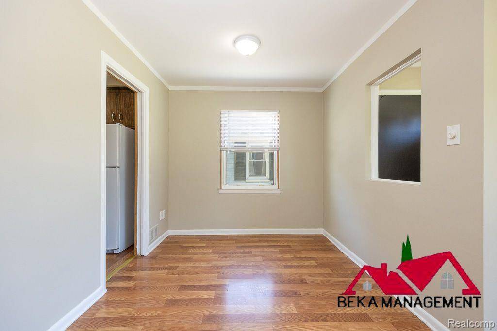 Madison Heights, MI 48071,1137 E DALLAS Avenue
