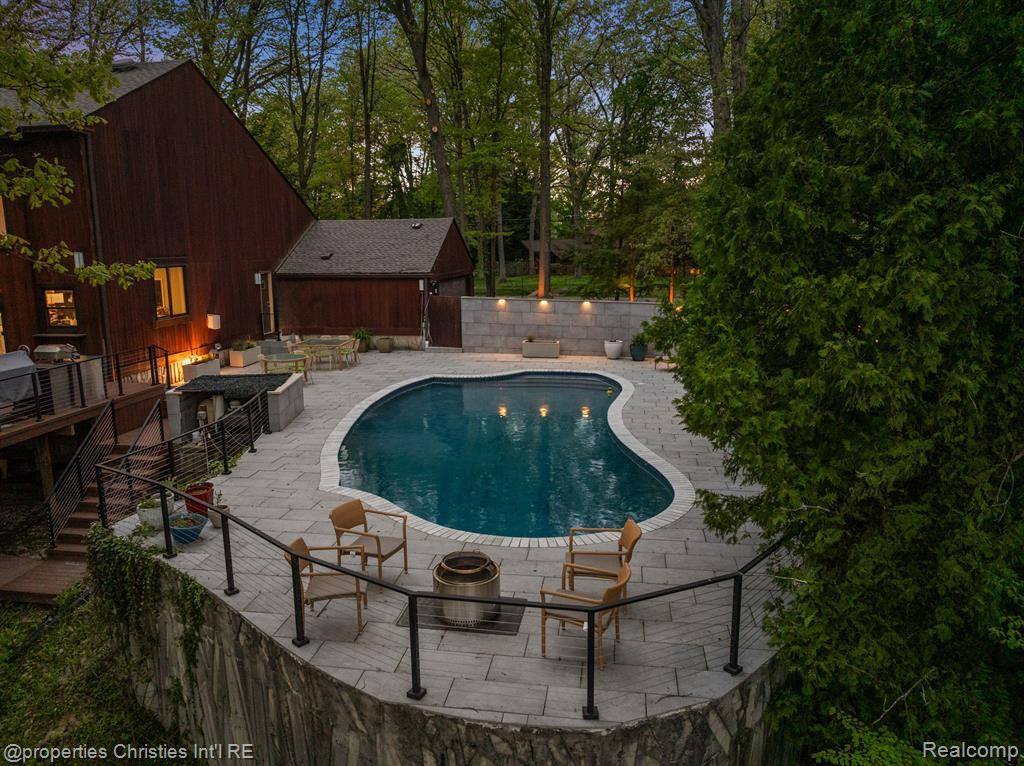 Bloomfield Twp, MI 48301,7371 Lindenmere Drive