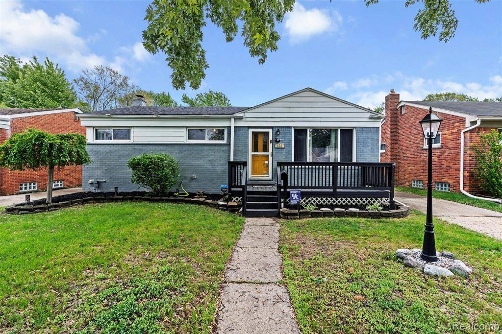 926 Parliament Avenue, Madison Heights, MI 48071