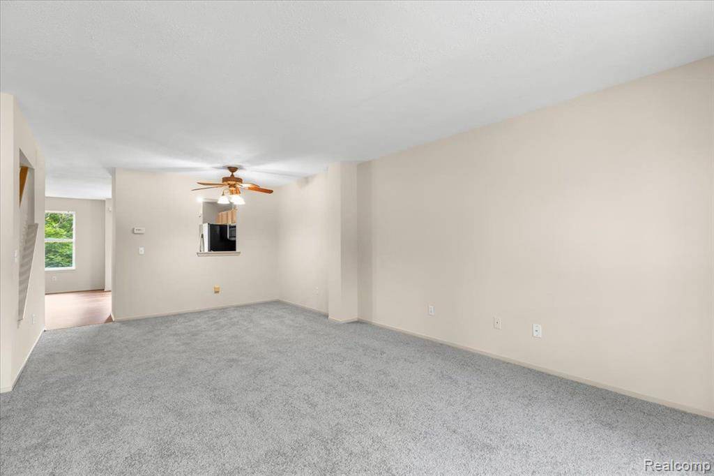 Westland, MI 48185,6680 CENTRAL CITY Parkway