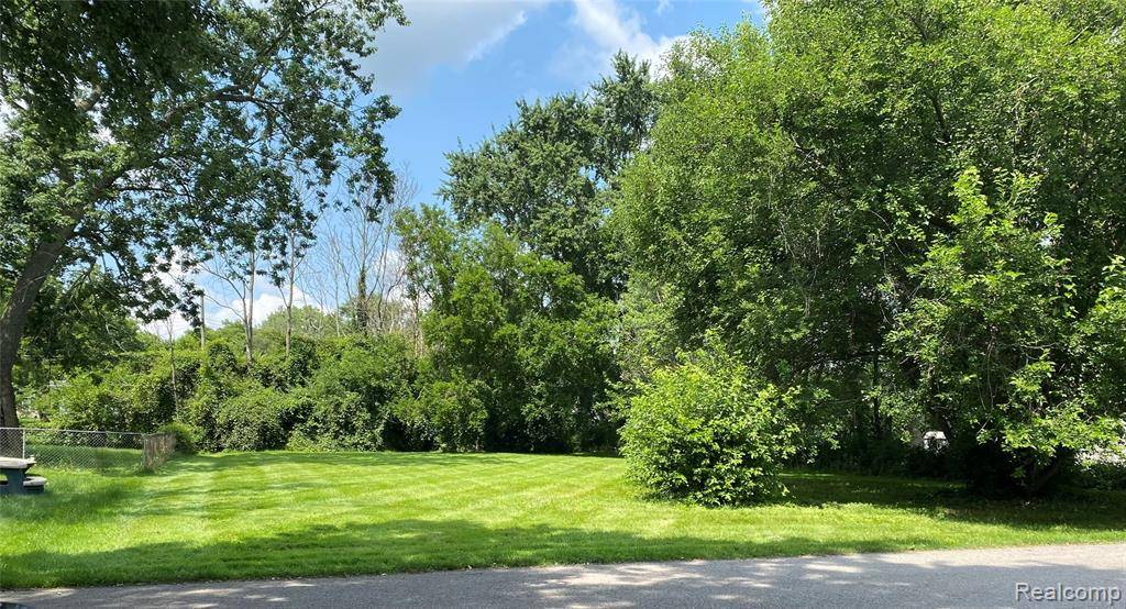 44 OREGON Street, Ypsilanti Twp, MI 48198