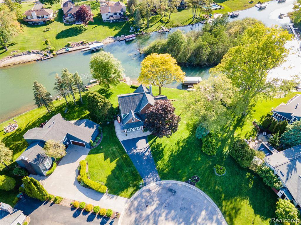 Orion Twp, MI 48362,1157 ARBROAK Court