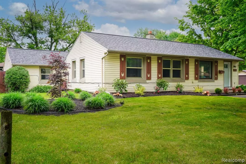 Oak Park, MI 48237,12900 NORTHFIELD Boulevard