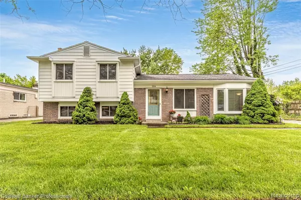 204 Meadowlake Road, Canton Twp, MI 48188
